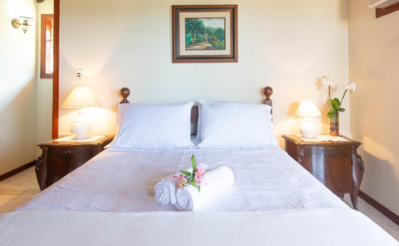 Casa com piscina na melhor localização de Búzios -WIFI 500MB, SMART TV 4K - agua e luz cobrados a parte Extérieur photo