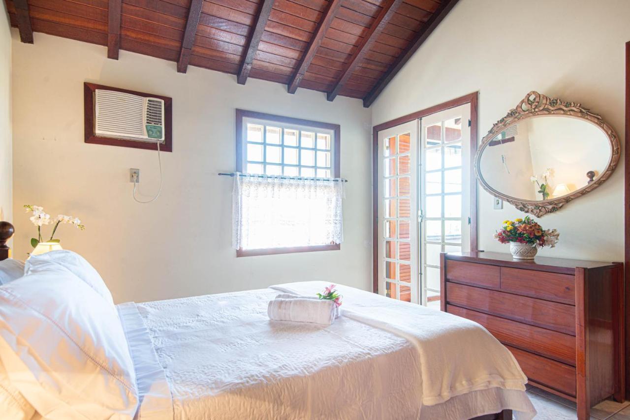 Casa com piscina na melhor localização de Búzios -WIFI 500MB, SMART TV 4K - agua e luz cobrados a parte Extérieur photo