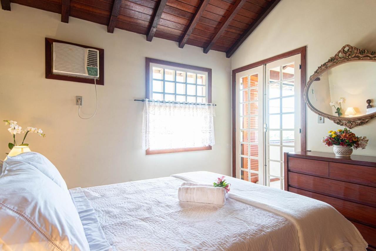 Casa com piscina na melhor localização de Búzios -WIFI 500MB, SMART TV 4K - agua e luz cobrados a parte Extérieur photo