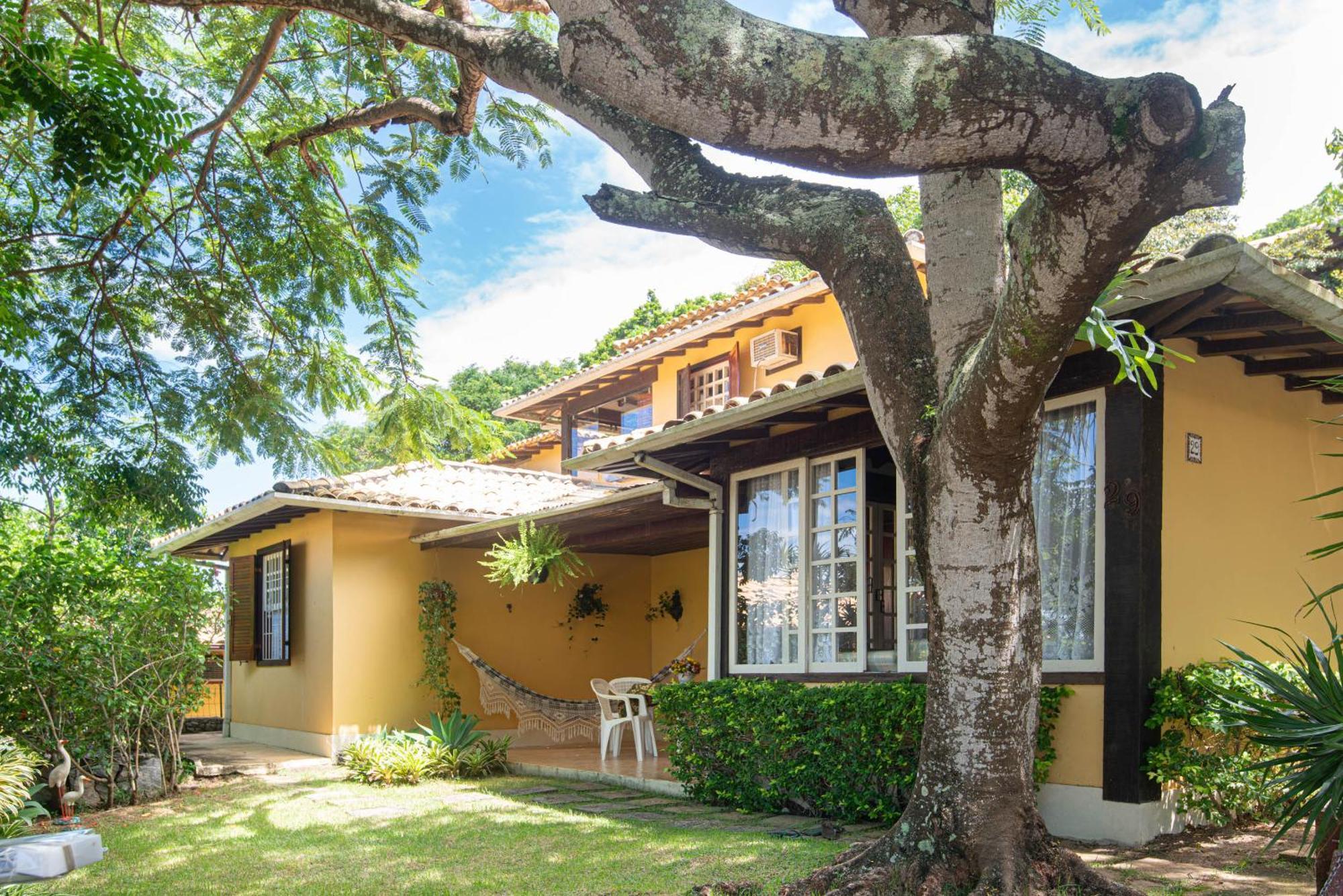 Casa com piscina na melhor localização de Búzios -WIFI 500MB, SMART TV 4K - agua e luz cobrados a parte Extérieur photo