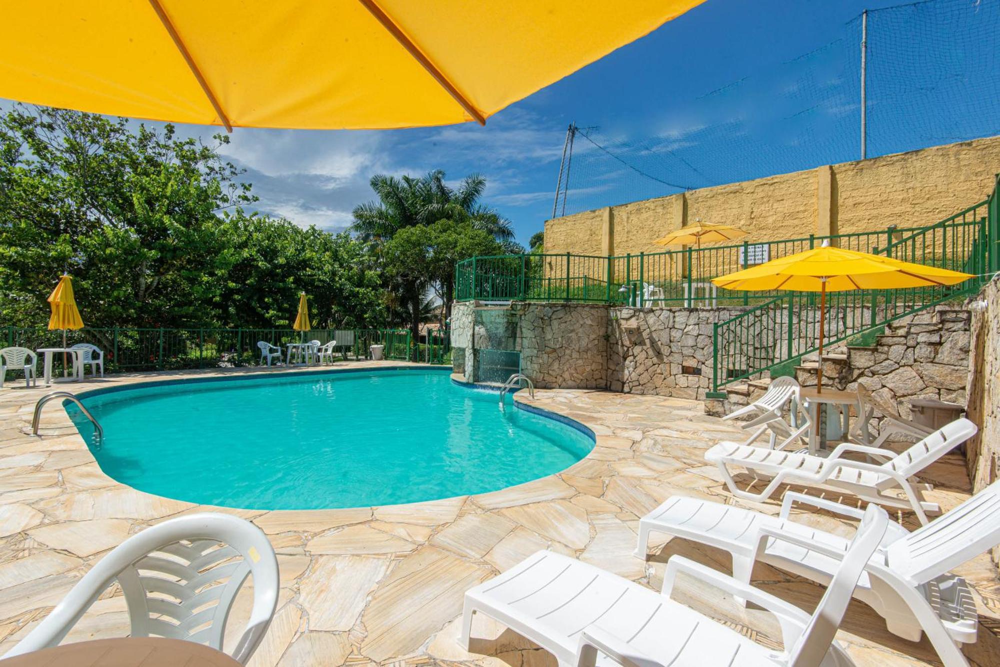Casa com piscina na melhor localização de Búzios -WIFI 500MB, SMART TV 4K - agua e luz cobrados a parte Extérieur photo